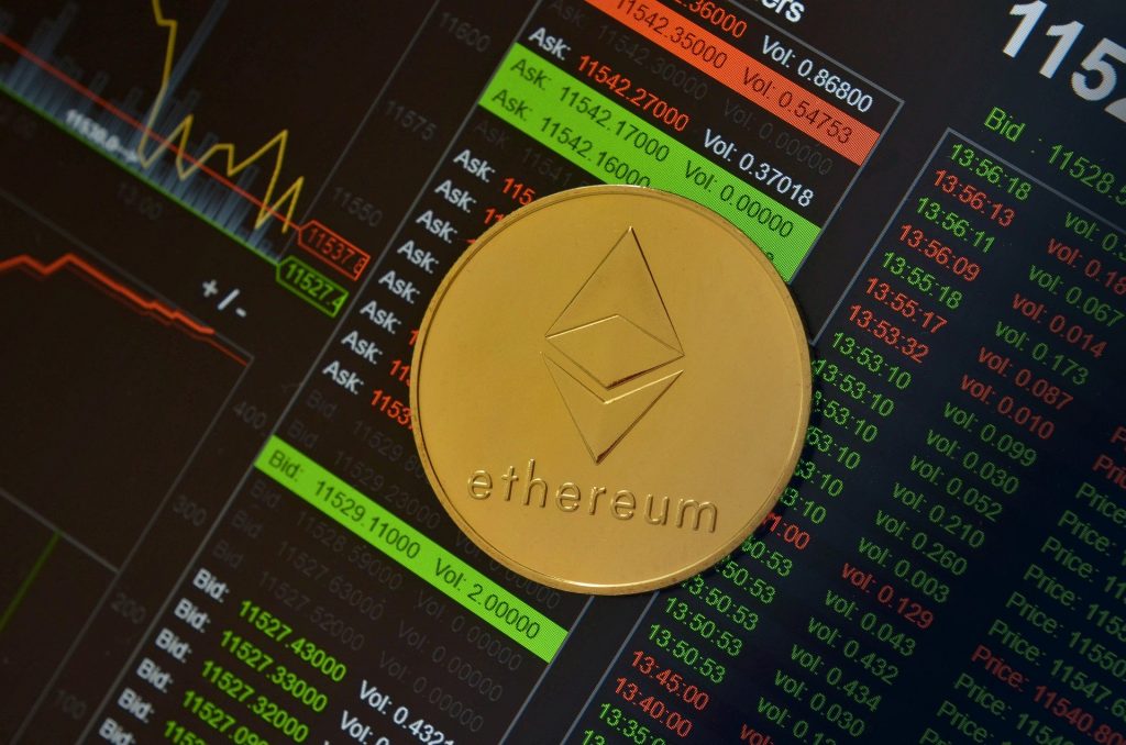 Етериум и децентрализирано финансиране (DeFi)
