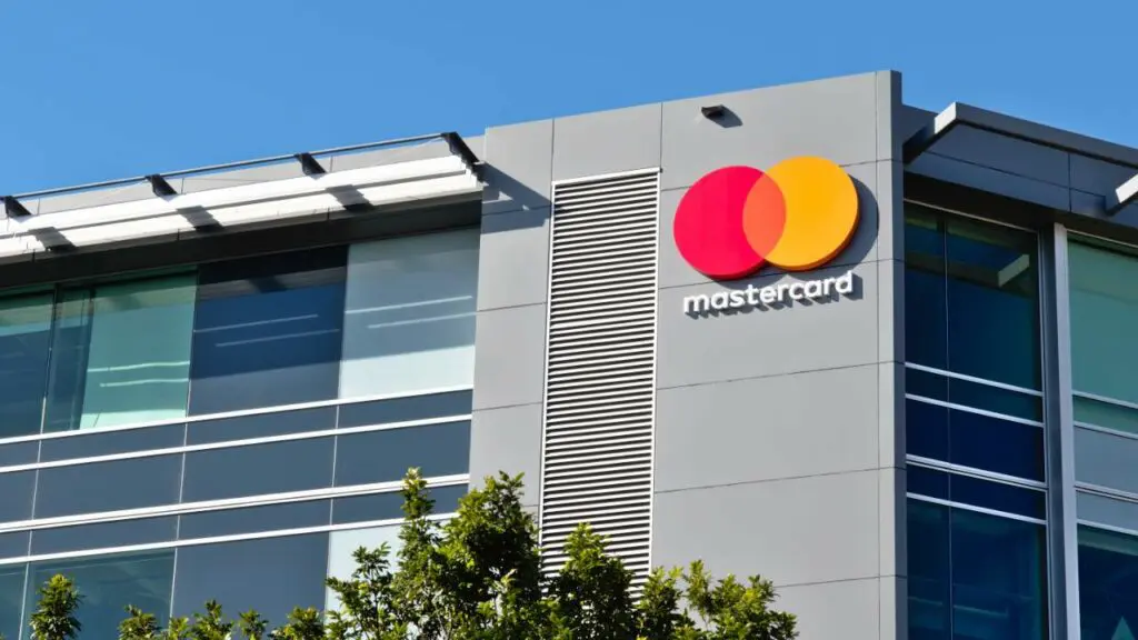 "Напредъкът на CBDC се ускорява: Mastercard обединява сили с Blockchain за технологични иновации"