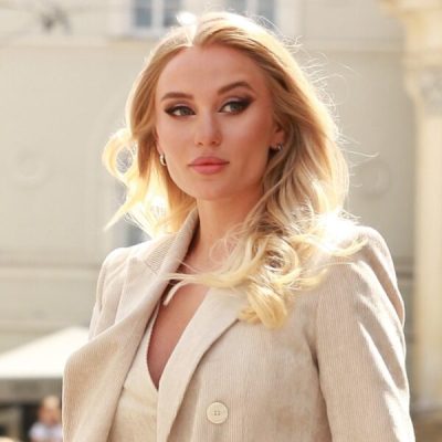 Яна Левкович