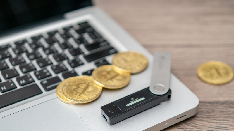 Хардуерни портфейли срещу софтуерни портфейли.